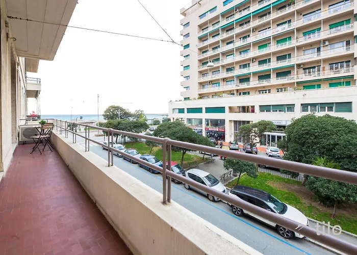 Beach, 4br, Family Lux, Ac, Wifi By Tilo Apartman
